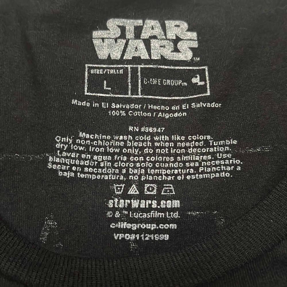 Star Wars tee. - Picture 2 of 4